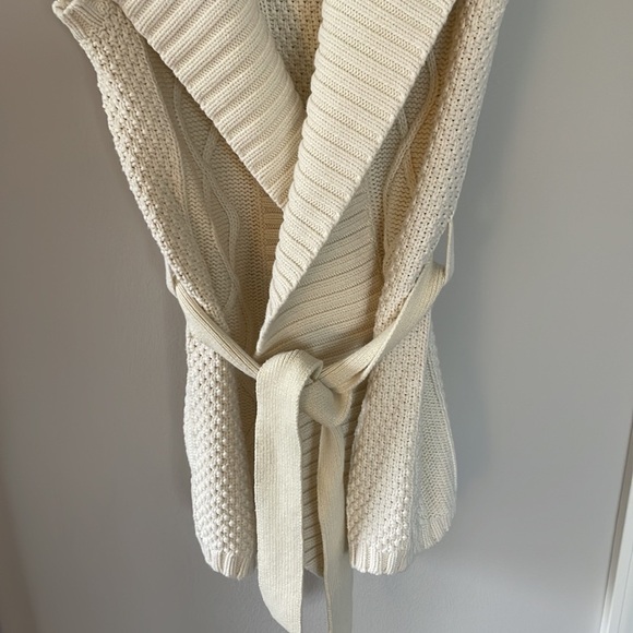 Ann Taylor Sweater Size Small - Picture 3 of 8